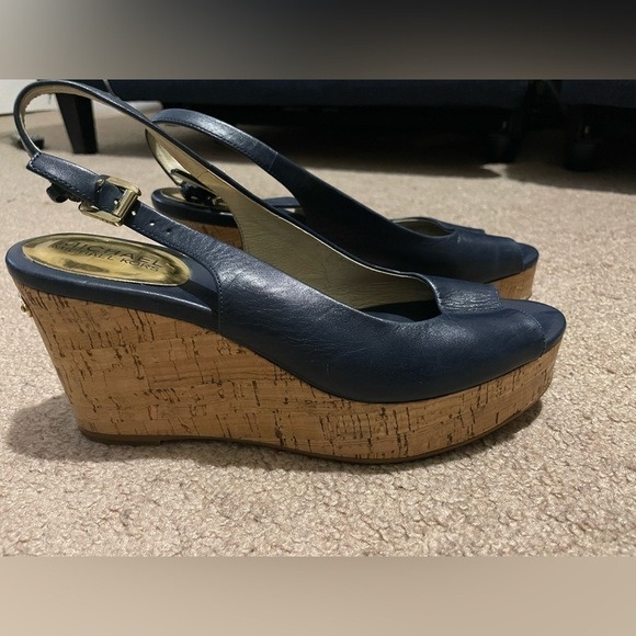Michael by Michael Kors Navy Blue peep toe sling back wedges size 8M - Picture 2 of 9